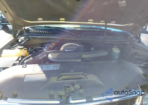 2002 Chevrolet Tahoe Lt z USA, uszkodzony, nr VIN 1GNEC13Z32R143351